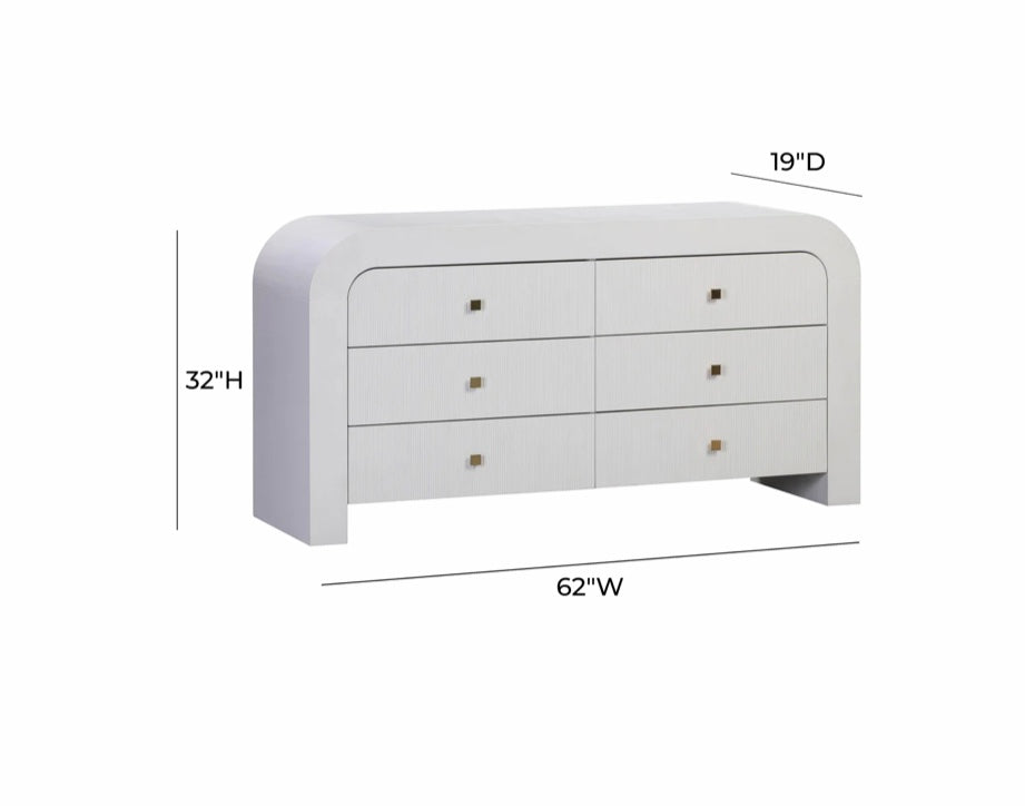 Hump 6 Drawer Dresser